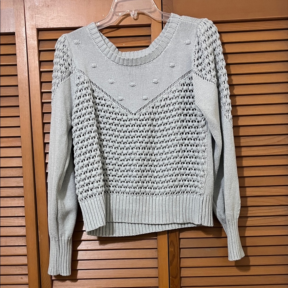 Lucky Brand Textured Knit Sweater in Light Grey